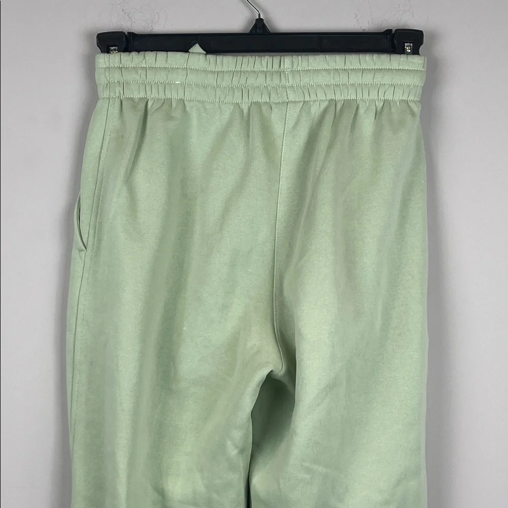 Nike Like-New Girls Mint Green Sweatpants Size Medium